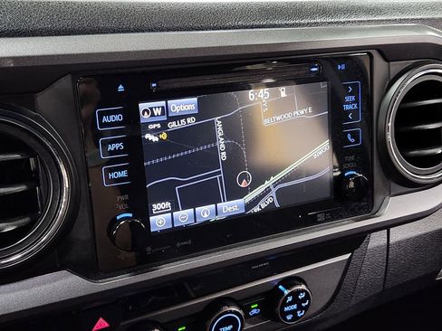 Used 2018 Toyota Tacoma TRD Sport w/ Technology Package image 37