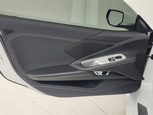 Used 2021 Chevrolet Corvette Stingray w/ Battery Protection Package image 26