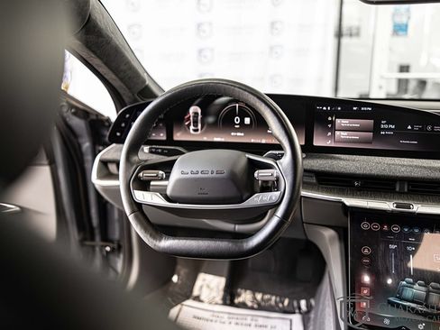 Used 2023 Lucid Air Pure AWD/4WD image 32