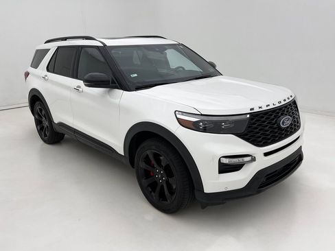 Used 2023 Ford Explorer ST w/ Equipment Group 401A AWD/4WD image 2