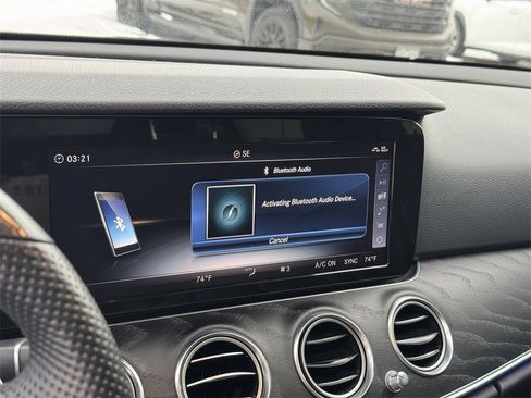 Used 2018 Mercedes-Benz E 300 4MATIC image 21