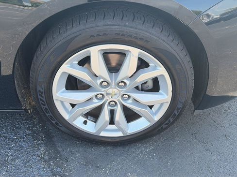Used 2016 Chevrolet Impala LT w/ Leather Package FWD image 35