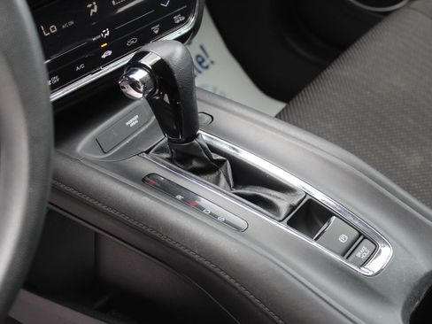 Used 2016 Honda HR-V EX image 22