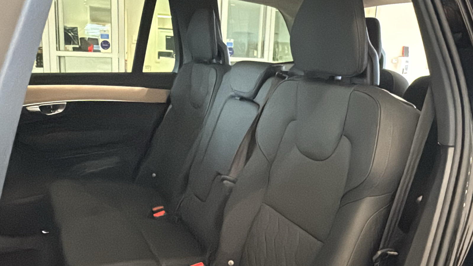 New 2026 Volvo XC90 T8 Plus w/ Protection Package AWD/4WD image 26