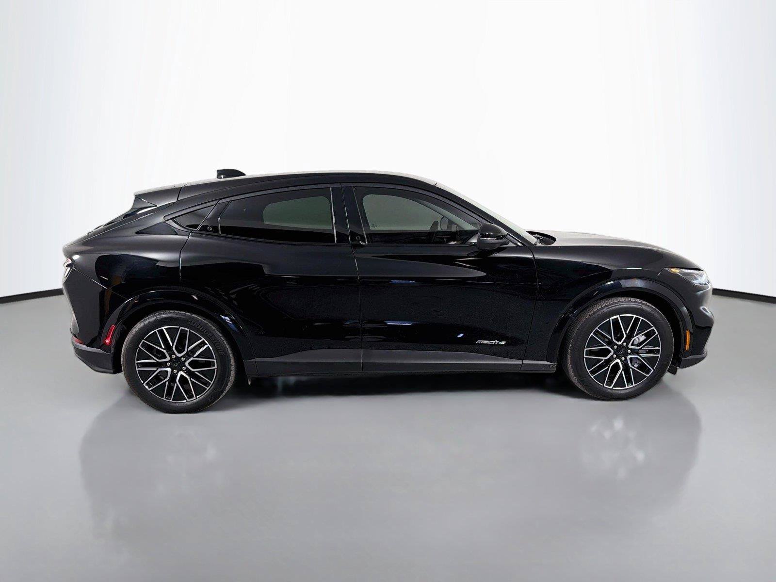 Used 2025 Ford Mustang Mach-E Premium RWD image 4
