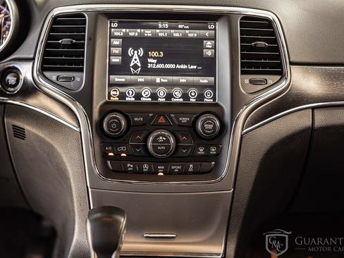 Used 2018 Jeep Grand Cherokee Limited AWD/4WD image 36