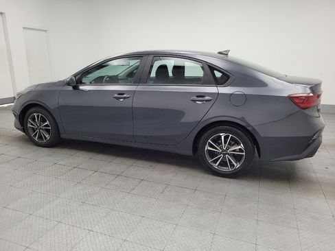 Used 2023 Kia Forte LXS FWD image 3