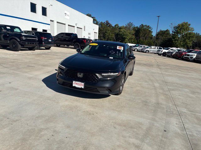 Used 2024 Honda Accord EX image 8