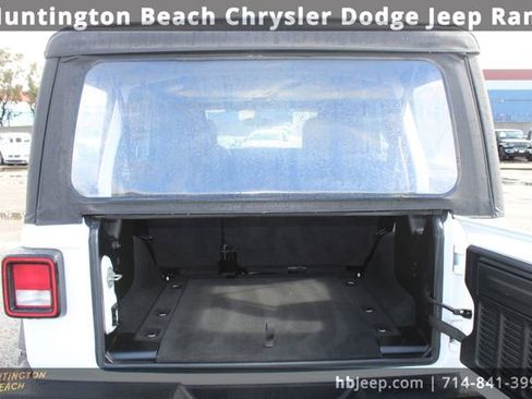 Used 2023 Jeep Wrangler Sport image 31