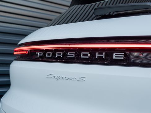 New 2026 Porsche Cayenne S image 47