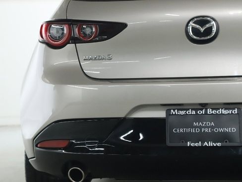 Used 2022 MAZDA MAZDA3 s image 44