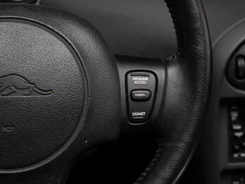 Used 2002 Chrysler Prowler image 27