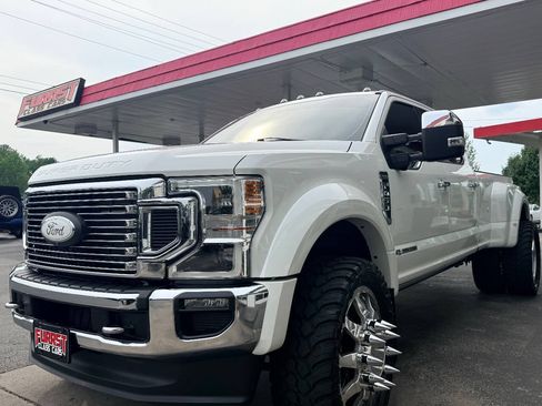 Used 2022 Ford F450 King Ranch w/ King Ranch Ultimate Package AWD/4WD image 18