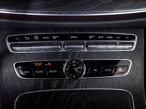Used 2020 Mercedes-Benz E 450 Coupe image 29