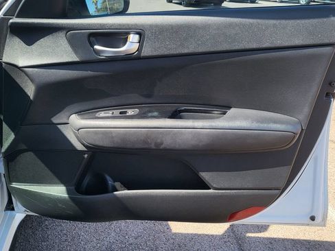 Used 2017 Kia Optima SX FWD image 17