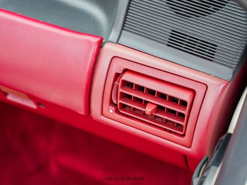 Used 1989 Ford Mustang GT RWD image 40