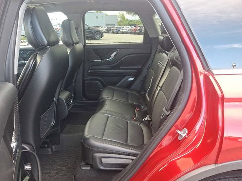 Used 2022 Lincoln Corsair AWD w/ Premium Package image 10