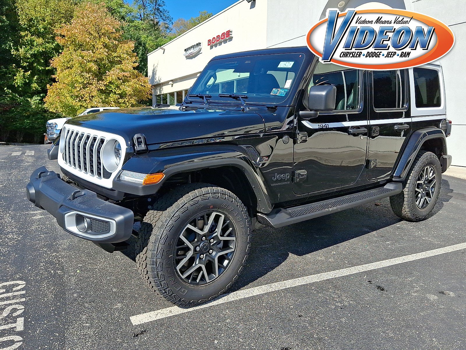 New 2027 Jeep Wrangler Unlimited Sahara w/ Whitecap Package AWD/4WD image 1