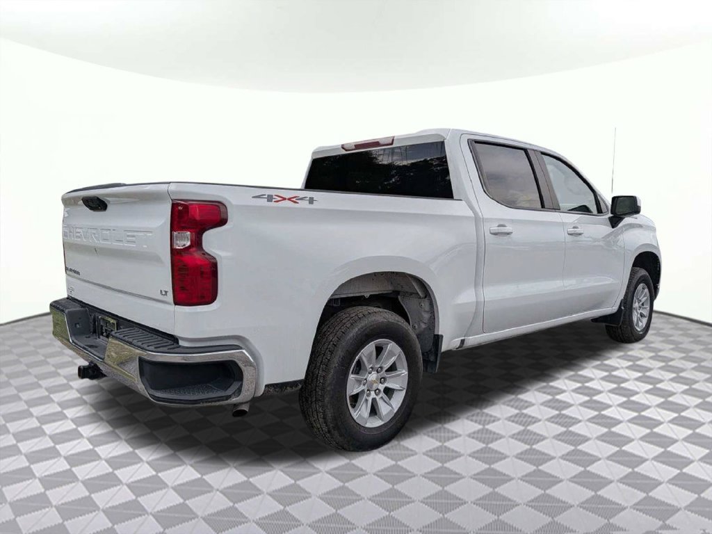 Used 2025 Chevrolet Silverado 1500 LT AWD/4WD image 4