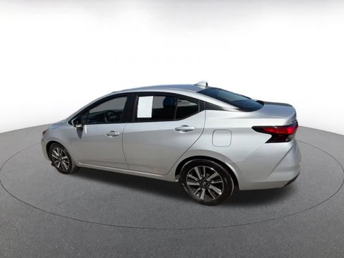 Used 2025 Nissan Versa SV FWD image 10
