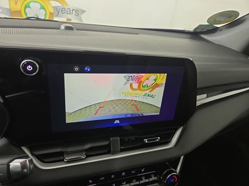 Certified 2025 Chevrolet Equinox LT w/ Convenience Package II image 21