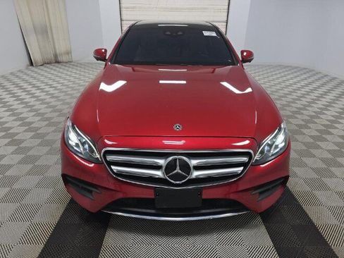 Used 2019 Mercedes-Benz E 300 image 2