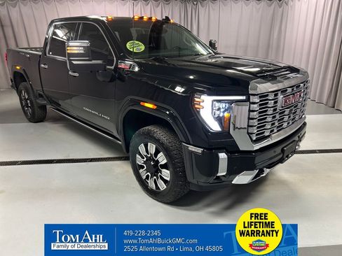 Used 2024 GMC Sierra 2500 Denali w/ Denali Reserve Package image 1