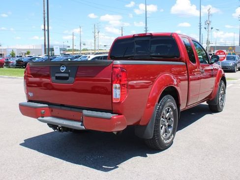 Used 2018 Nissan Frontier Desert Runner RWD image 33