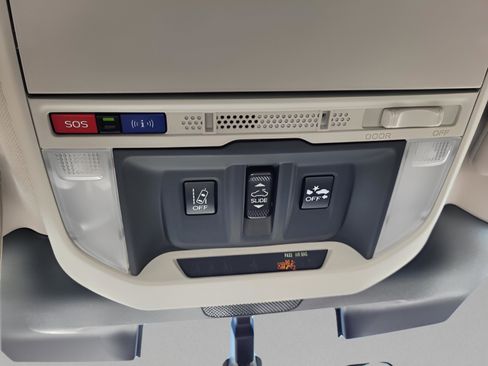 Used 2023 Subaru Forester Limited image 29