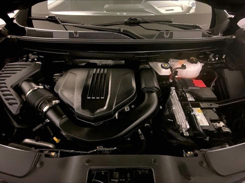 Used 2025 GMC Acadia Elevation AWD/4WD image 10