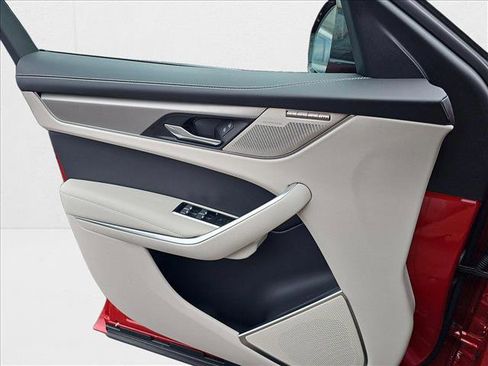 New 2026 Jaguar F-PACE R-Dynamic S image 24