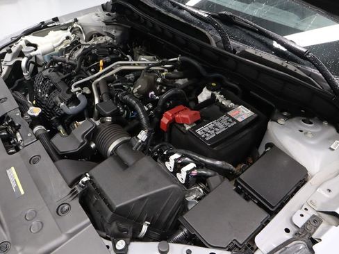 Certified 2023 Nissan Altima 2.5 SR w/ SR Premium Package AWD/4WD image 13