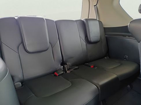 Used 2018 INFINITI QX80 2WD w/ Driver Assistance Package image 10