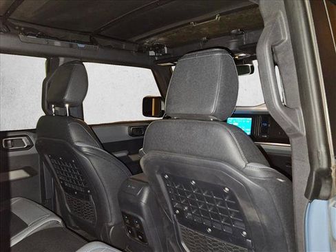 Used 2023 Ford Bronco Black Diamond w/ Sasquatch Package image 23