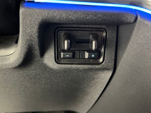 Used 2025 Ford Expedition Platinum AWD/4WD image 63