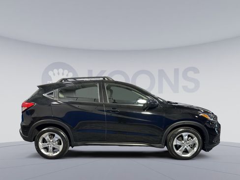 Used 2019 Honda HR-V LX image 8