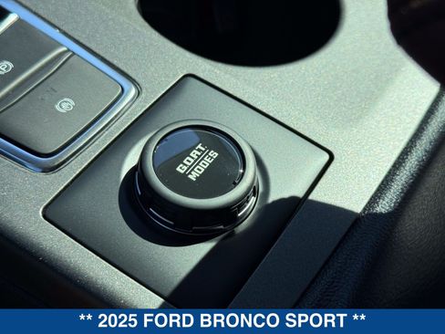 New 2025 Ford Bronco Sport Outer Banks AWD/4WD image 31