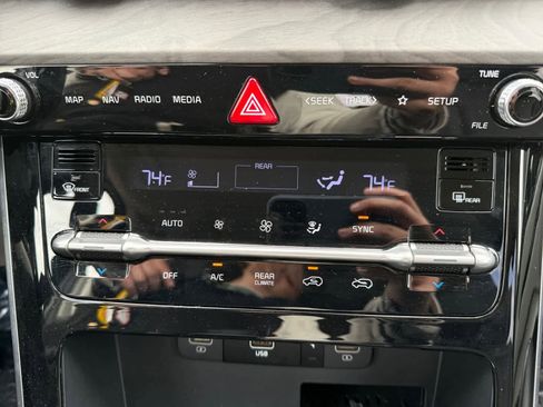 Used 2024 Kia Carnival SX FWD image 16