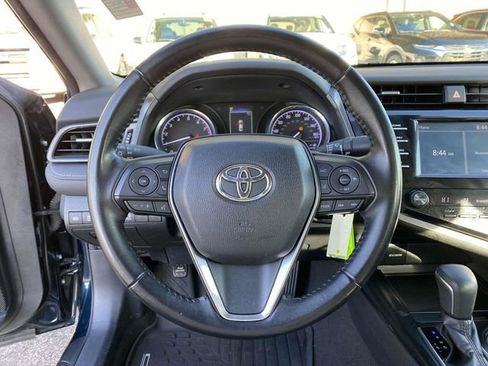 Used 2019 Toyota Camry SE image 21