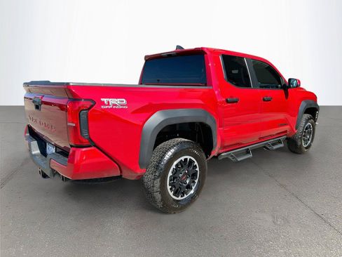 Used 2026 Toyota Tacoma TRD Off-Road AWD/4WD image 4