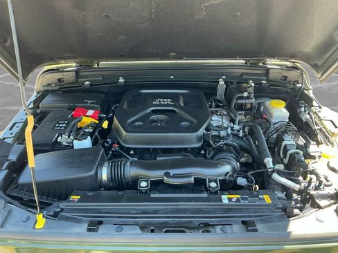 Used 2022 Jeep Wrangler Unlimited Sport AWD/4WD image 18