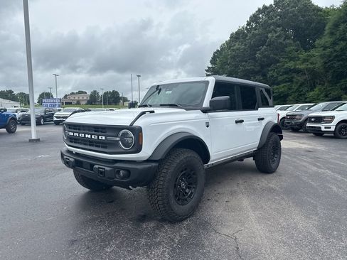 New 2026 Ford Bronco Big Bend w/ Black Diamond Package AWD/4WD image 7