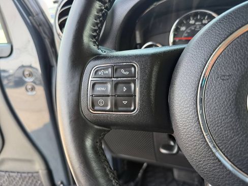 Used 2017 Jeep Wrangler Unlimited Sport w/ Quick Order Package 24S AWD/4WD image 24