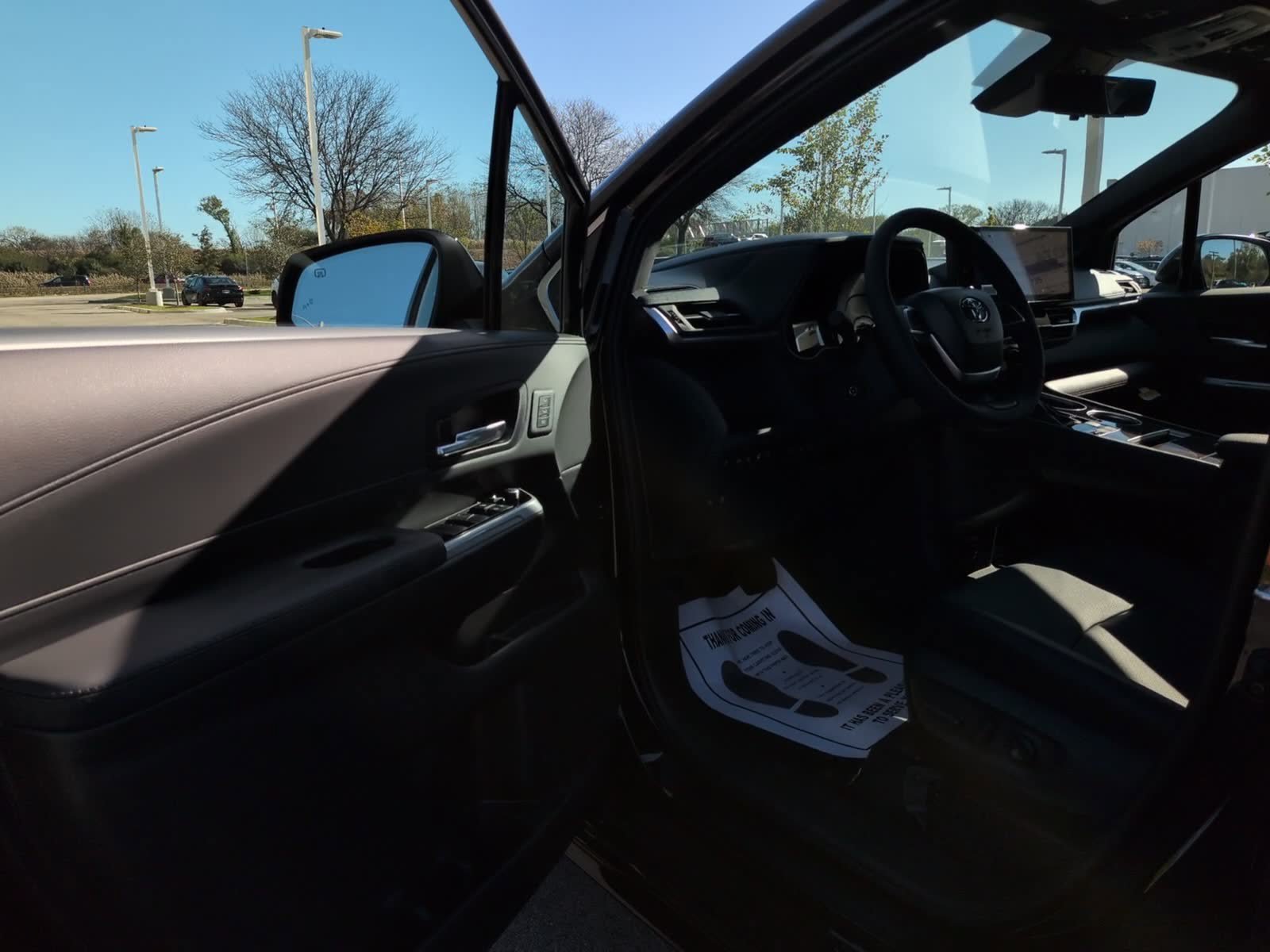 New 2026 Toyota Sienna Platinum AWD/4WD image 12