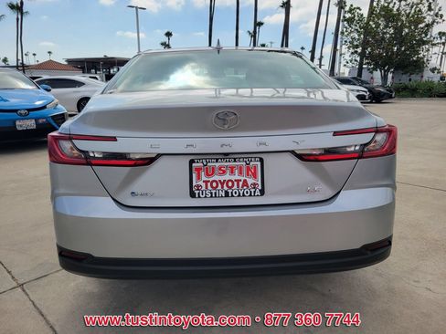 Used 2025 Toyota Camry LE FWD image 5