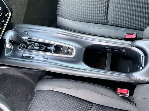 Used 2020 Honda HR-V EX image 17