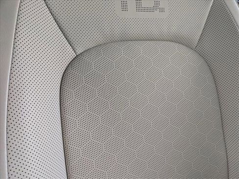 Used 2025 Volkswagen ID. Buzz 1st Edition AWD/4WD image 20