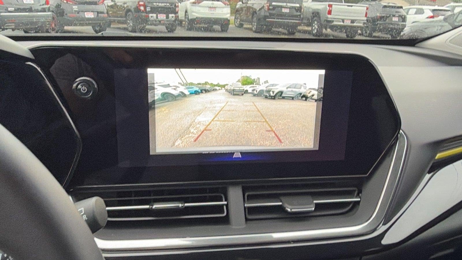 New 2026 Chevrolet Trax ACTIV w/ Sunroof Package FWD image 28