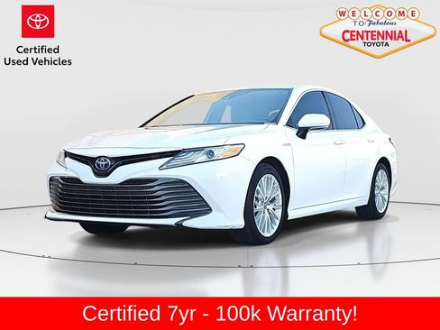 Certified 2020 Toyota Camry XLE image 1
