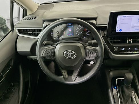 Used 2024 Toyota Corolla LE image 17